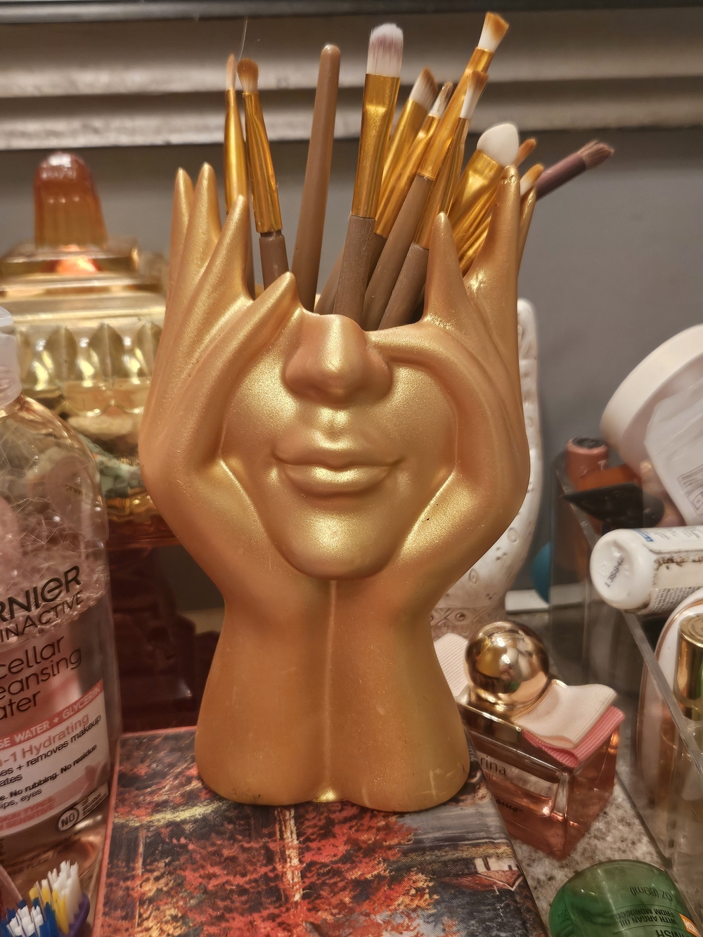 Gold Face Hands Makeup Brush Holder Brushes Included - Decorative Home Accent